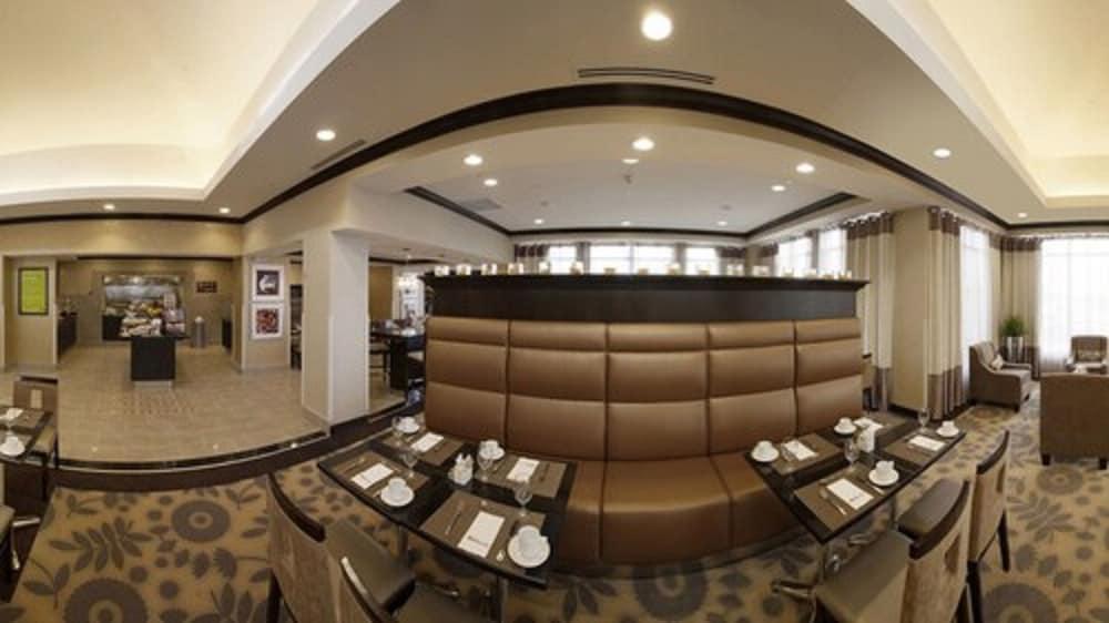 Hilton Garden Toronto/brampton Hotel