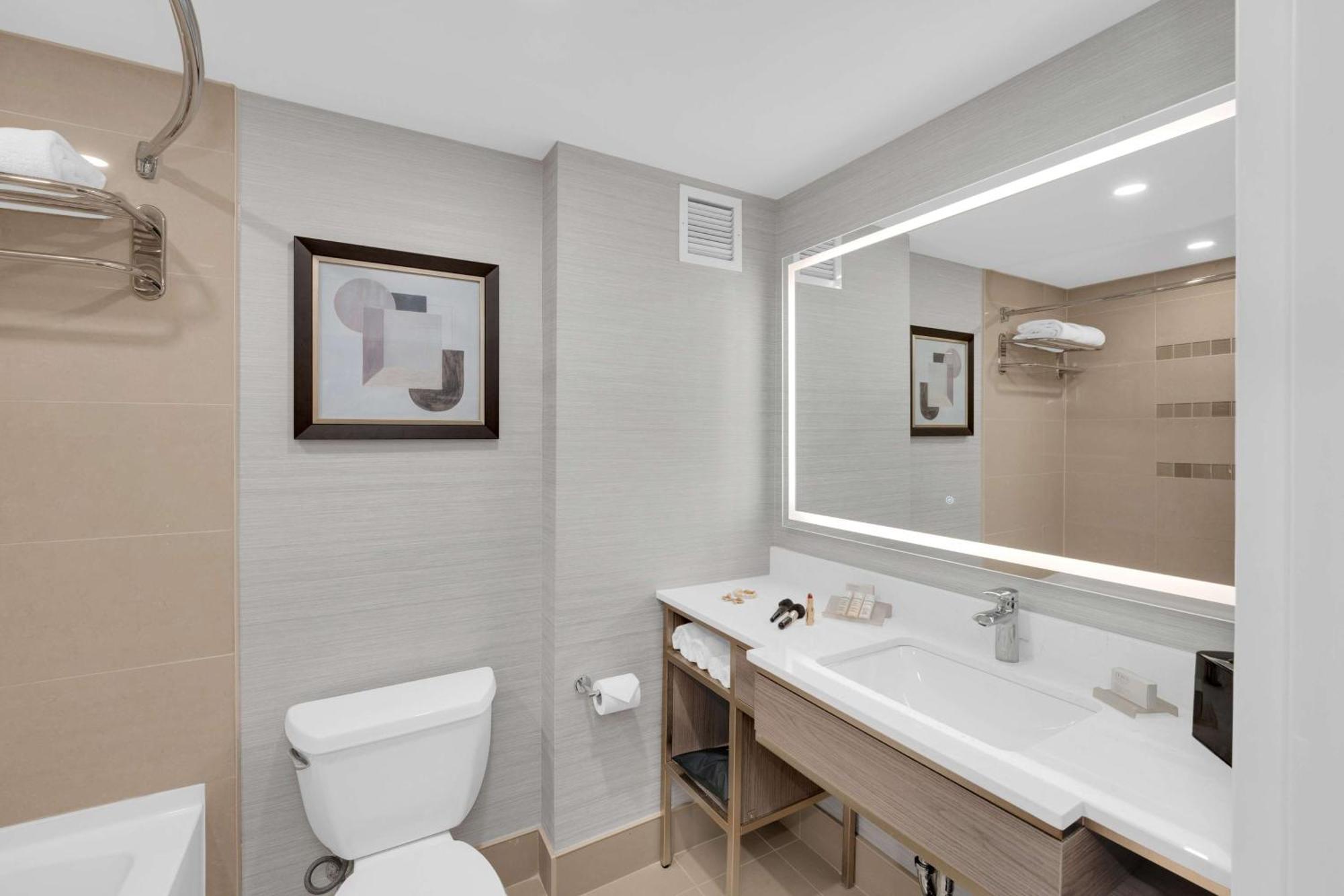 Hilton Garden Toronto/brampton Hotel